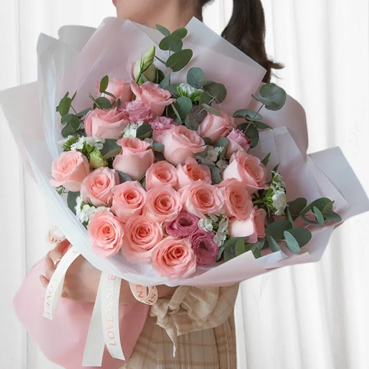 Blushing Elegance Rose Bouquet 999Flowers